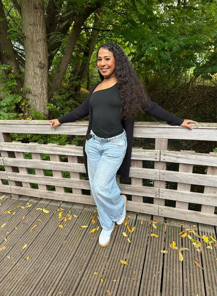 697633175: Transexual en Valencia