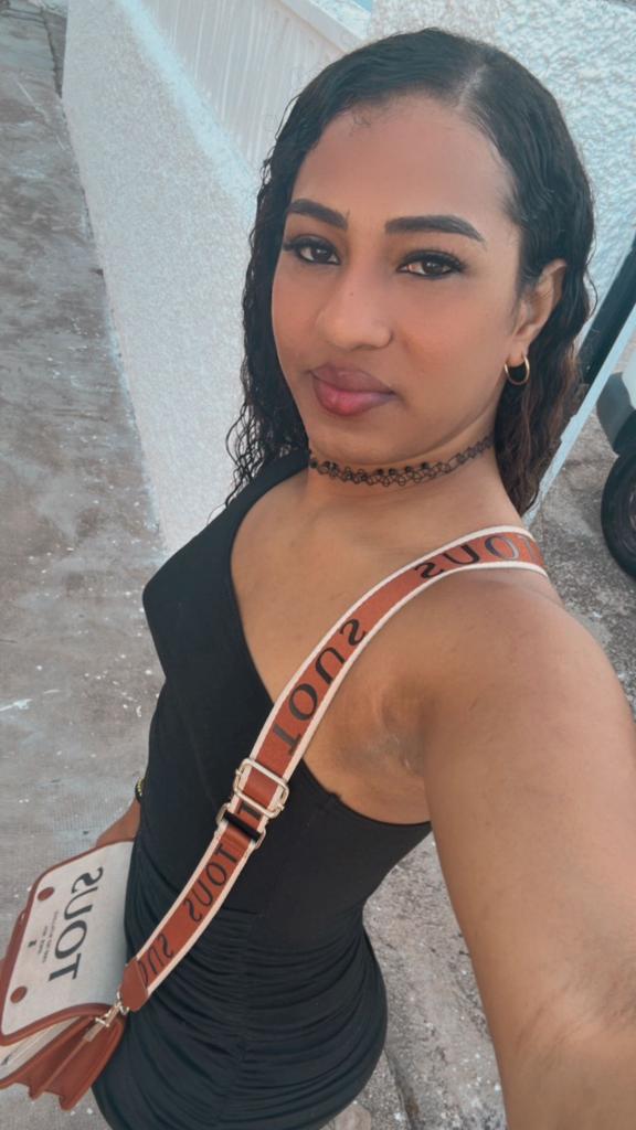 697633175: Travesti en Valencia