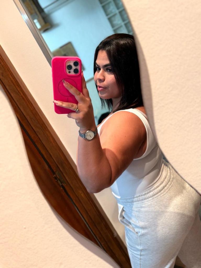 Chica busca chico en Almería: 