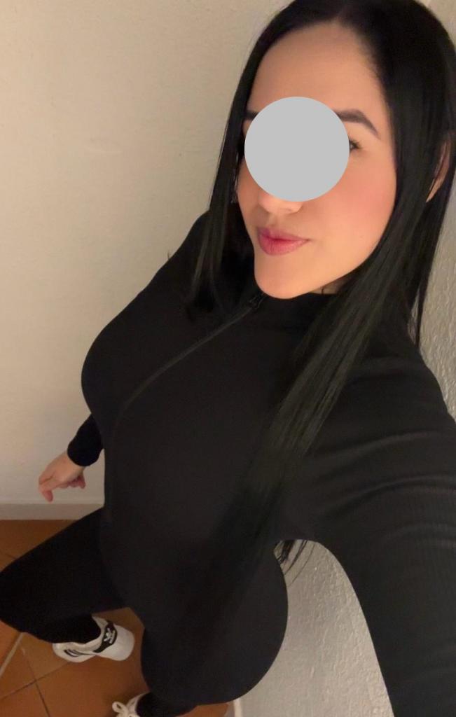 Chica busca chico en Huelva: 