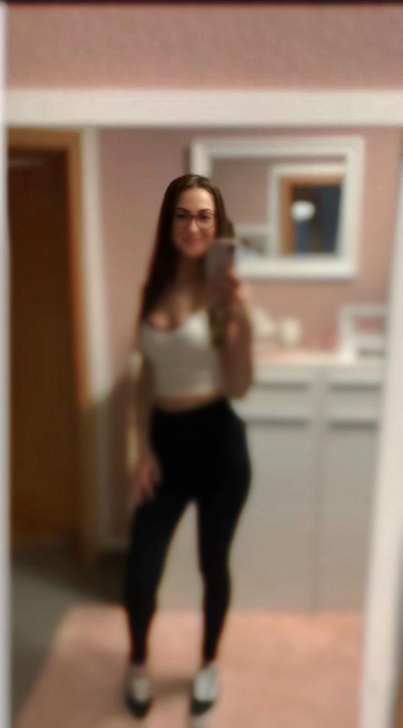 Chica busca chico en Tenerife: 