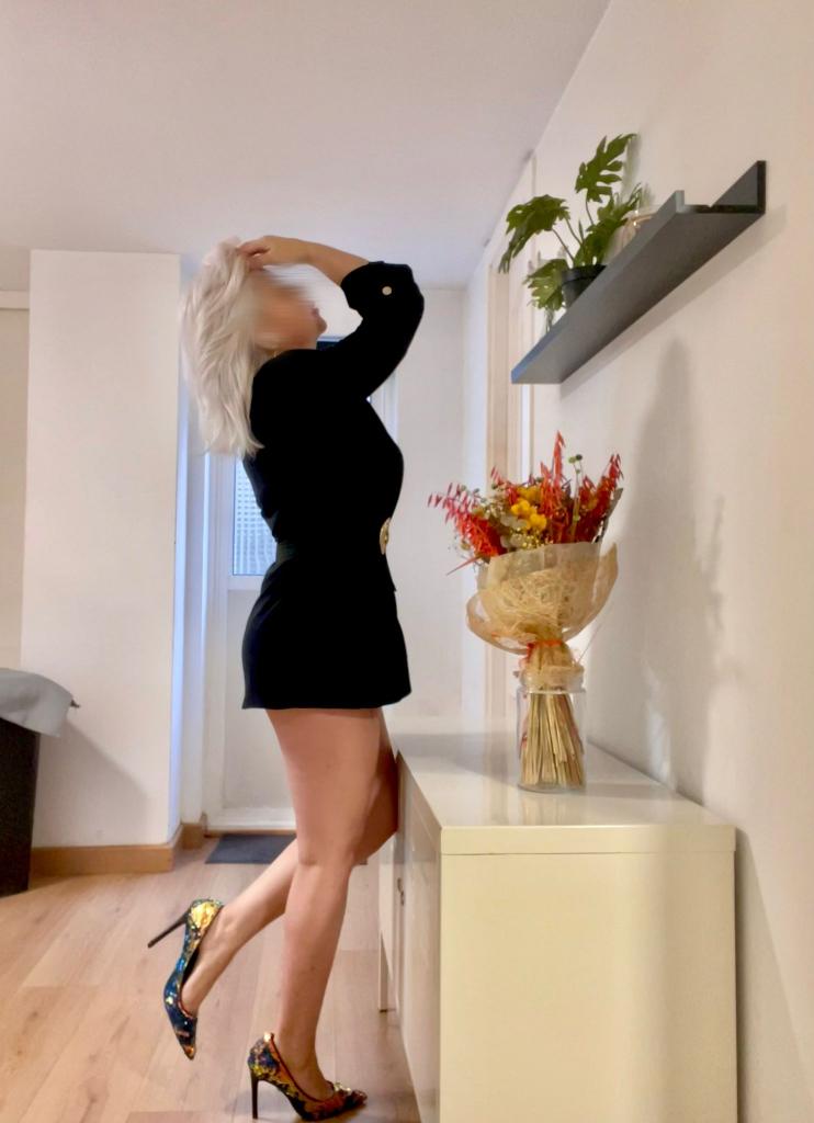 Chica busca chico en Orense: 