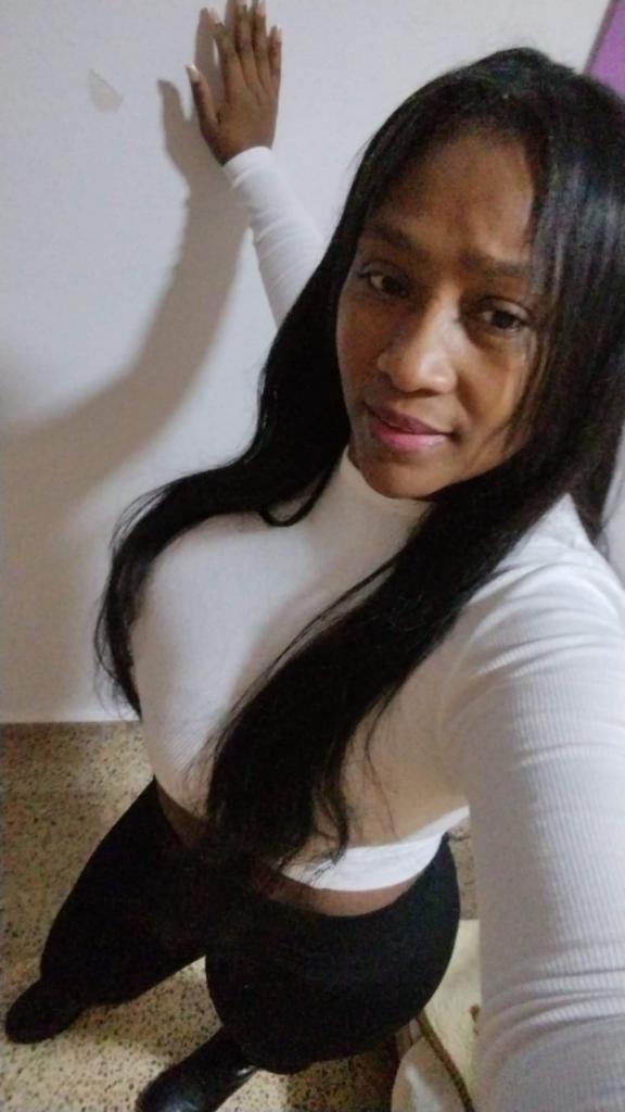 Chica busca chico en Alicante: 