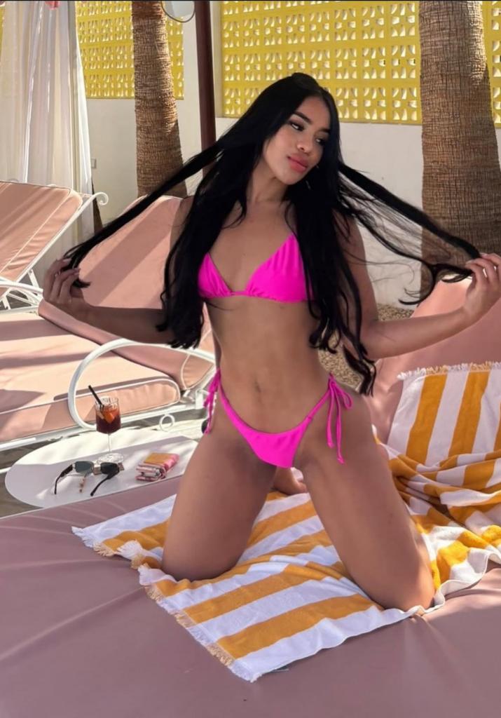 Chica busca chico en Cádiz: 