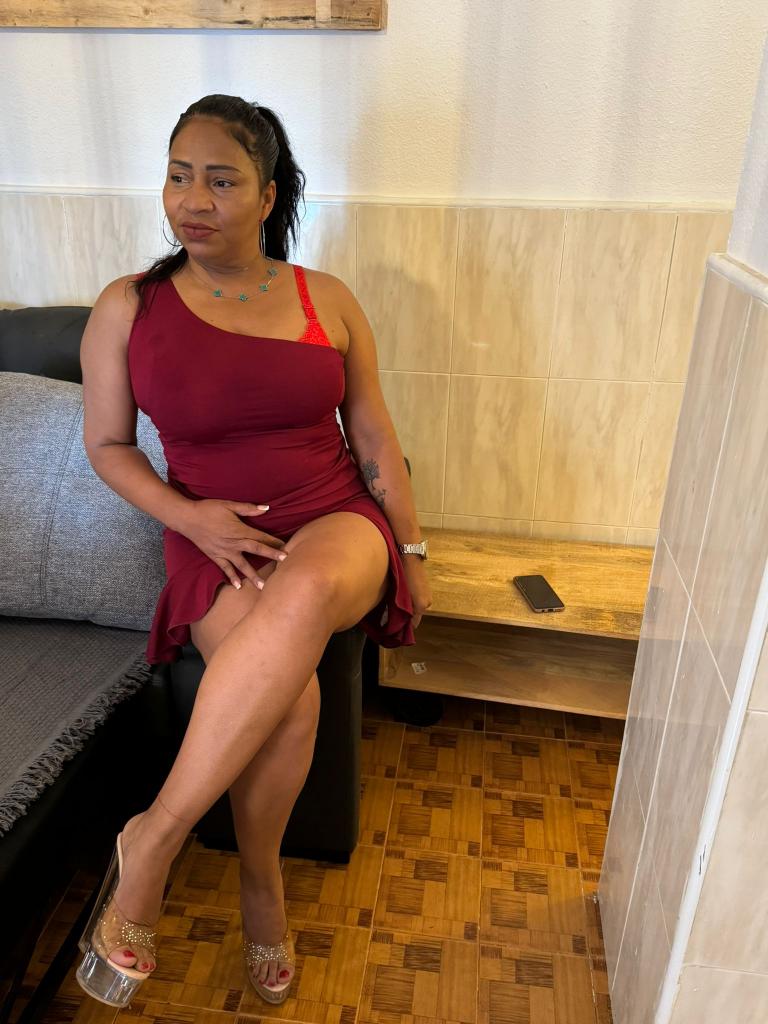 Chica busca chico en Alicante: 