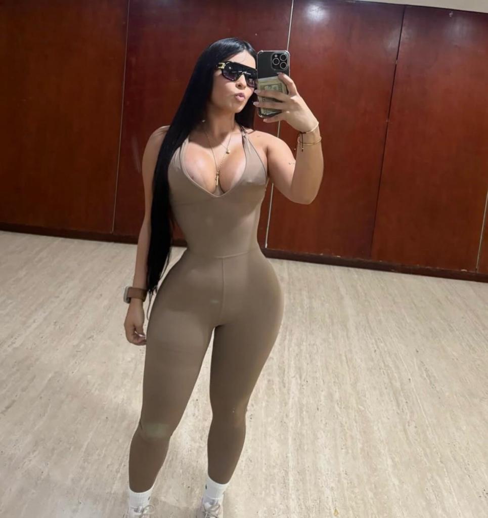 Chica busca chico en Granada: 