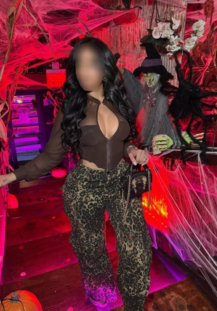 Chica busca chico en Tenerife: 