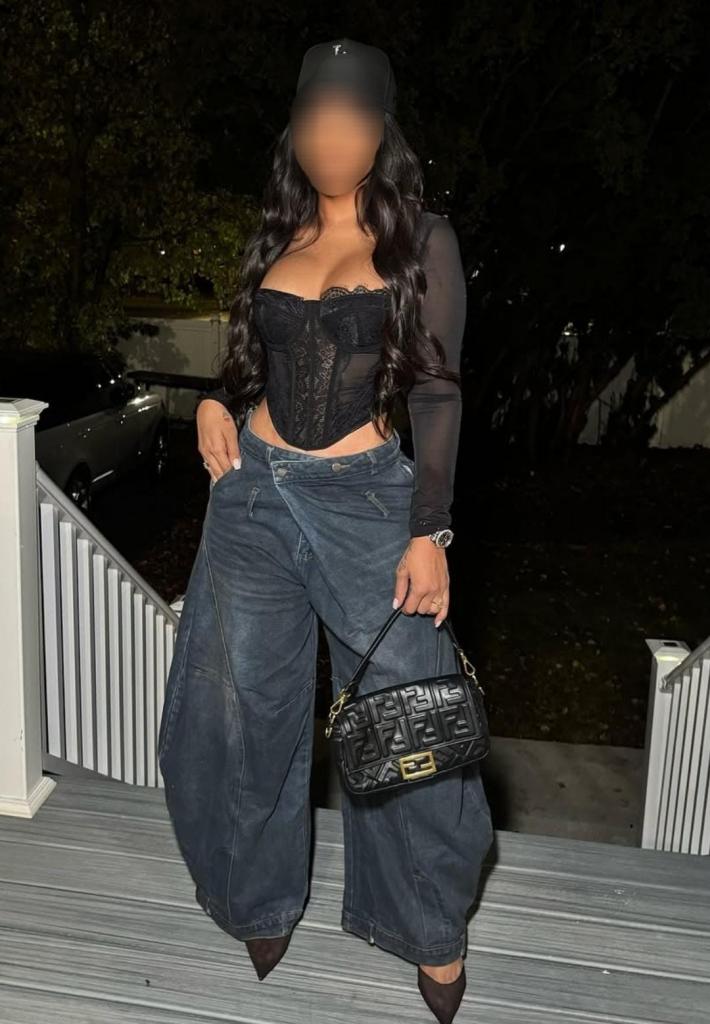 Chica busca chico en Tenerife: 