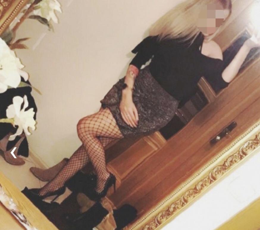 Chica busca chico en La Coruña: 