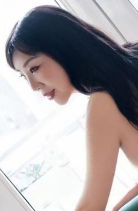 Chica busca chico en Ibiza: 