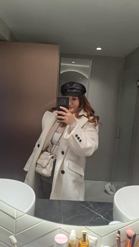 Chica busca chico en Almería: 