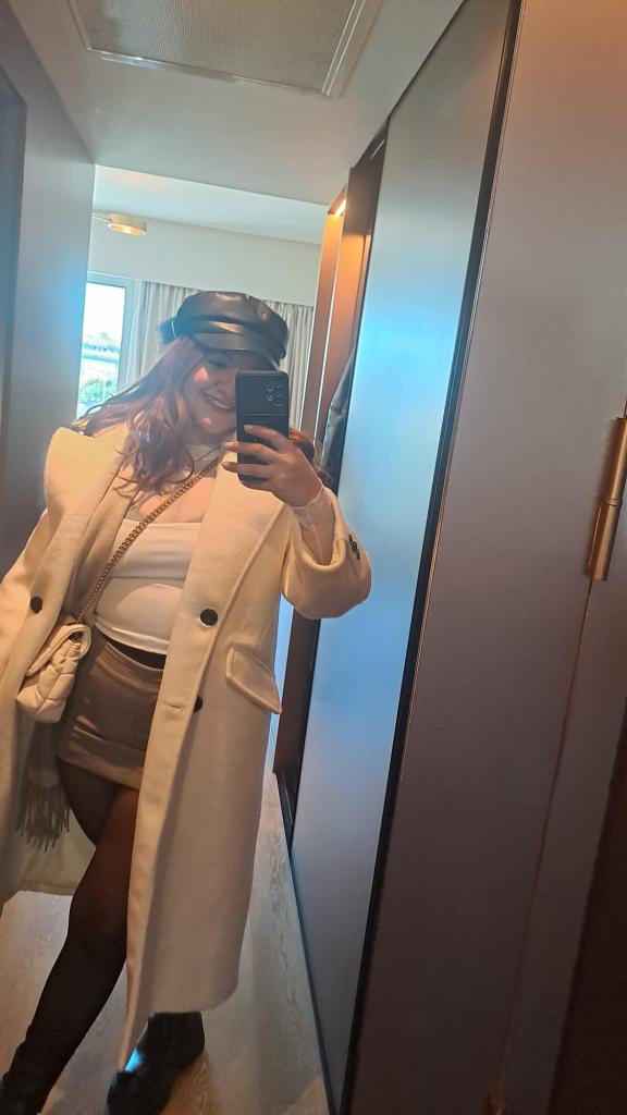 Chica busca chico en Almería: 