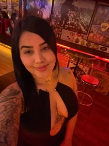 613900849: Chica busca chico en Navarra