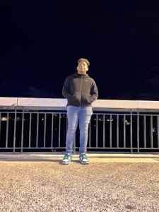 641887281: Chico busca chica en Zaragoza