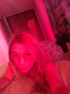 634045410: Chica busca chico en La Coruña