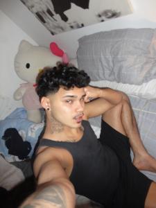 623406939: Chico busca chica en La Coruña