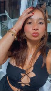 621488993: Chica busca chico en Sevilla