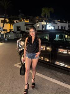 664480053: Chica busca chico en Cádiz