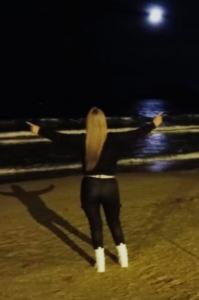 632039907: Chica busca chico en Valencia