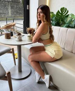 660685737: Chica busca chico en Madrid