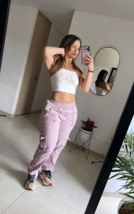 607287249: Chica busca chico en Mallorca