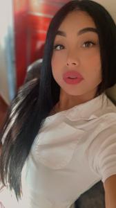 615865631: Chica busca chico en Barcelona