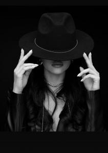 617276654: Chica busca chico en Castellón