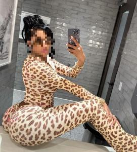 617619255: Chica busca chico en Sevilla