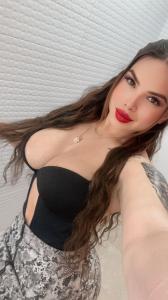 604375612: Chica busca chico en Lérida