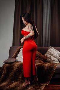 613606610: Chica busca chico en Barcelona