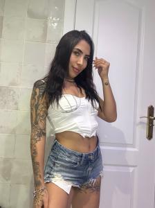 610183144: Chica busca chico en Málaga