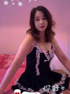 633397743: Chica busca chico en Sevilla