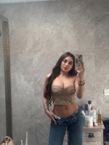 664480053: Chica busca chico en Cádiz