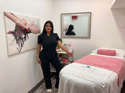 611876735: Chica busca chico en Málaga