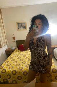 660106231: Chica busca chico en Gerona