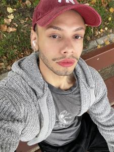 627786356: Chico busca chica en Madrid