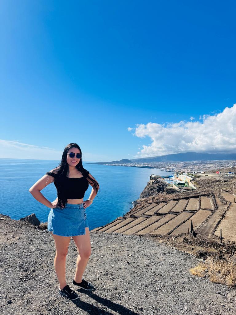 Chica busca chico en Tenerife: 