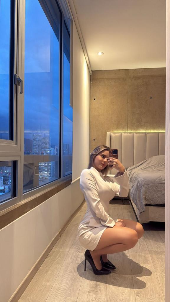 Chica busca chico en La Coruña: 