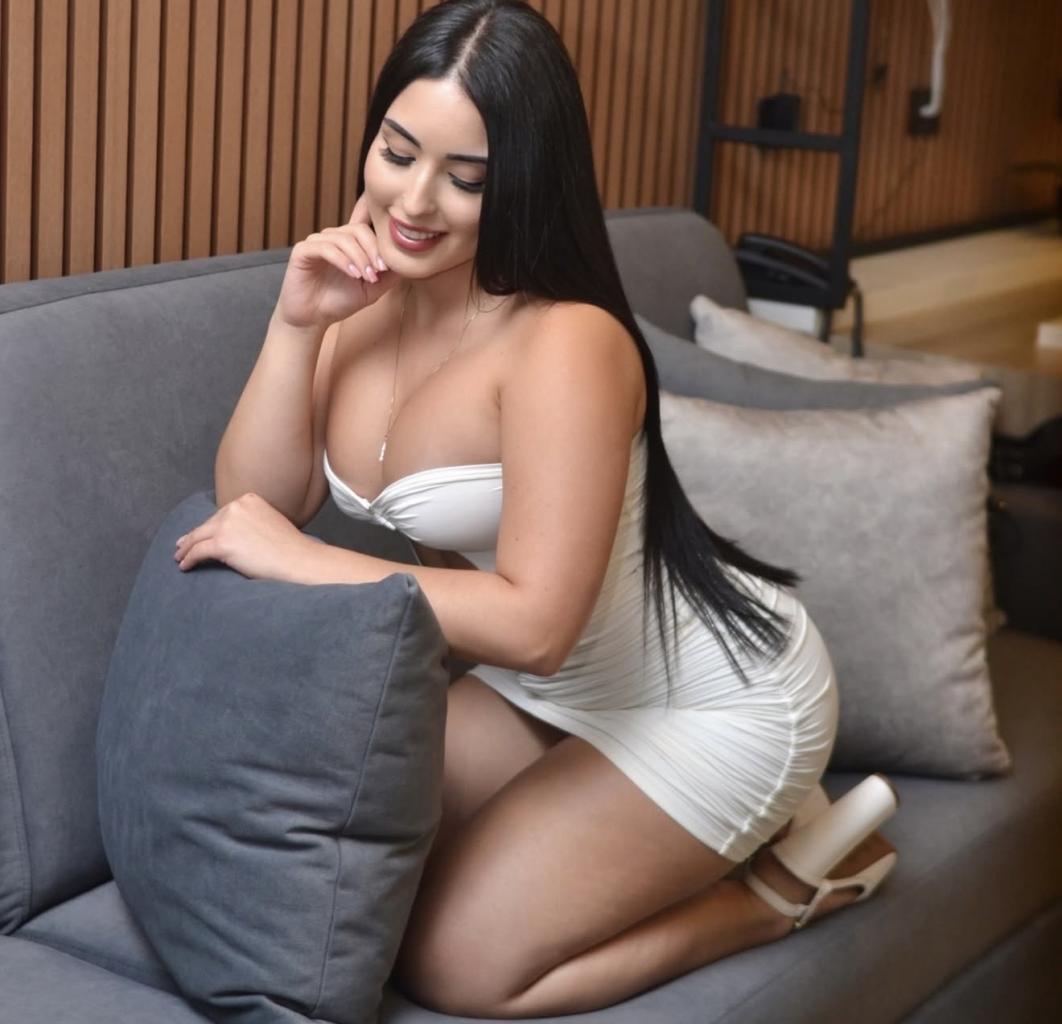 Chica busca chico en Asturias: 