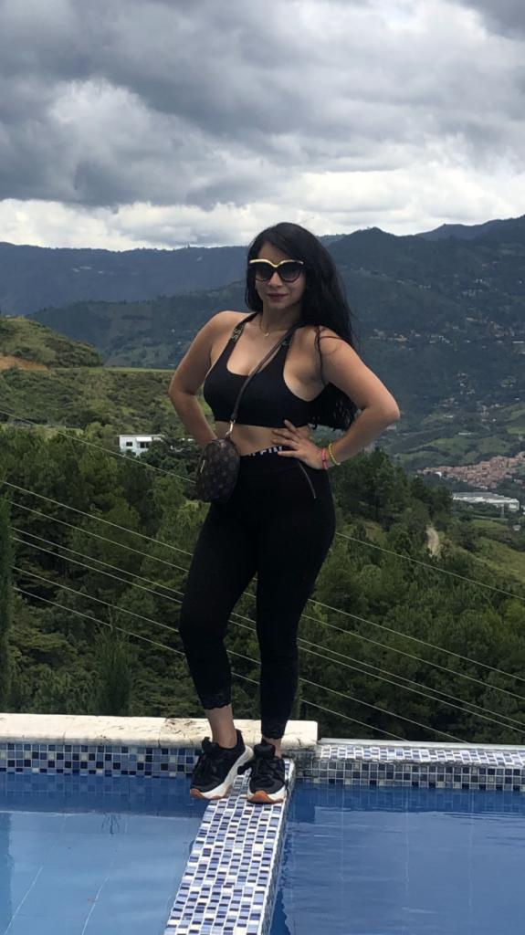 621488993: Chica busca chico en Sevilla