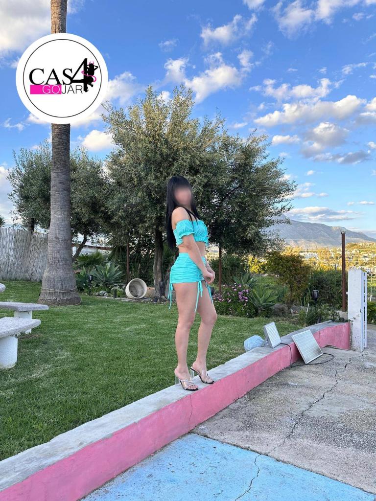 633345282: Chica busca chico en Granada