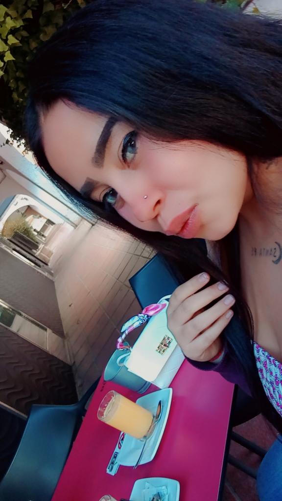 Chica busca chico en Almería: 