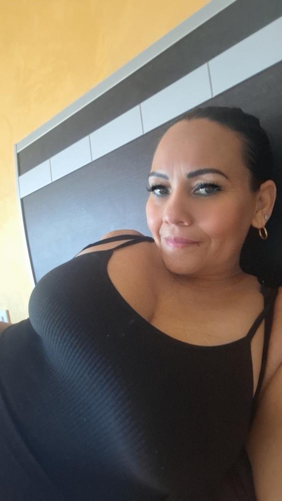 Chica busca chico en Murcia: 