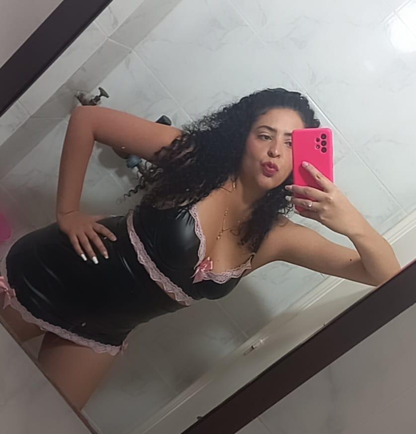 624325761: Chica busca chico en Barcelona