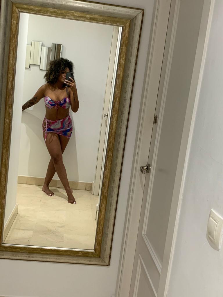 614710879: Chica busca chico en Málaga