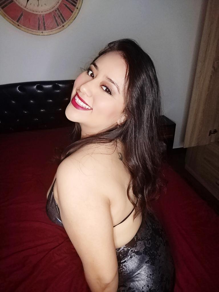 602694918: Chica busca chico en Granada