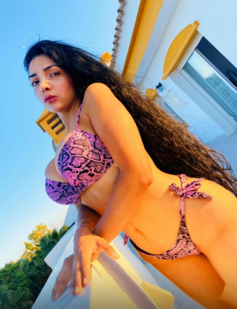 672950948: Chica busca chico en Málaga