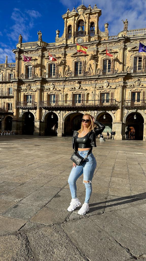 Chica busca chico en Salamanca: Chica busca chico