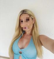 613904432: Chica busca chico en La Coruña