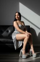 630978452: Chica busca chico en Madrid